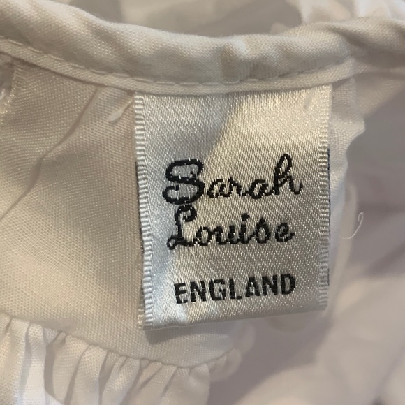 Like New Sarah Louis Embroidered Bubble Romper - Picture 5 of 8